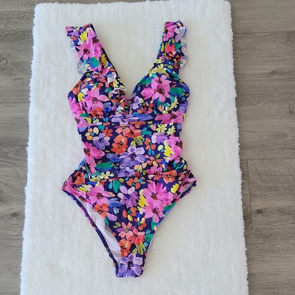 Cupshe Women's Ruffled One Piece Floral Swimsuit V Neck Lace Up Medium NWT - Picture 5 of 10